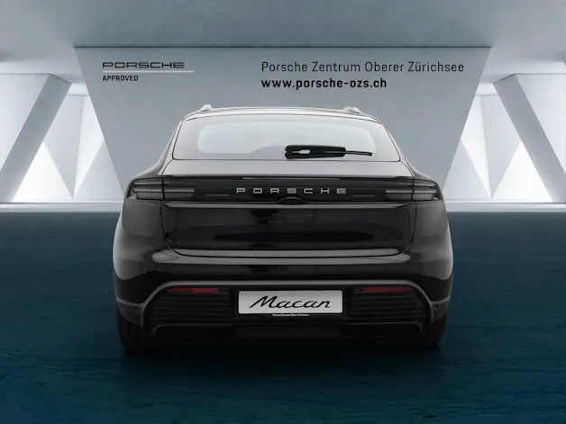 Porsche Macan 4