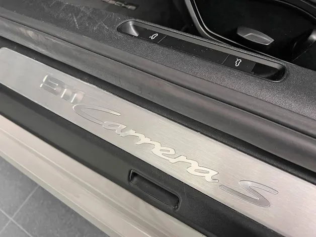 Porsche 911 Carrera S Cabriolet
