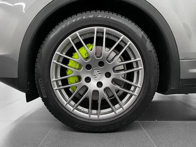 Porsche Cayenne S E-Hybrid