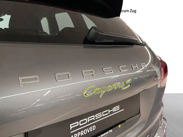 Porsche Cayenne S E-Hybrid
