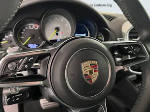 Porsche Cayenne S E-Hybrid