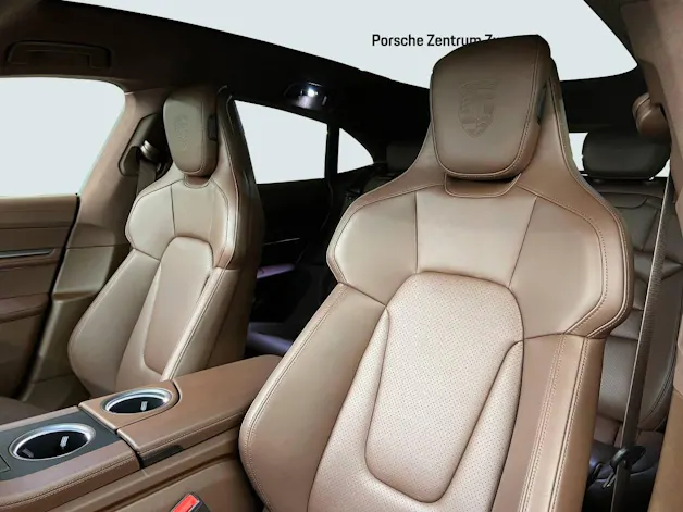 Porsche Taycan Turbo Cross Turismo