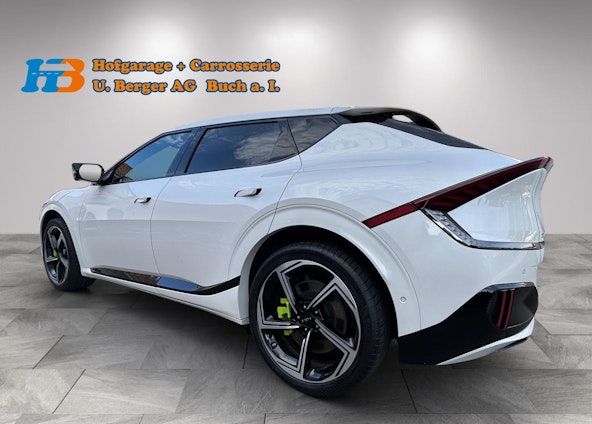 Vehicle image 3 Vehicle image 3