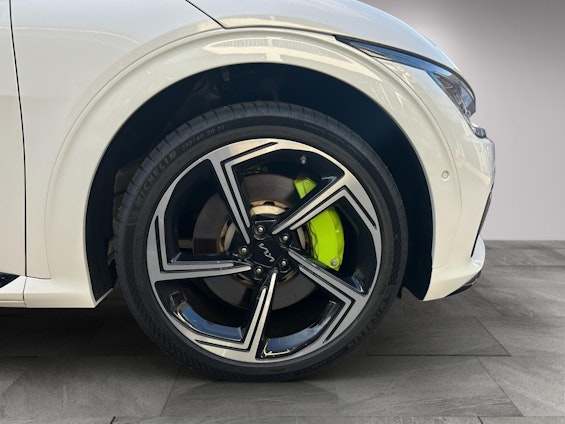 Vehicle image 20 Vehicle image 20