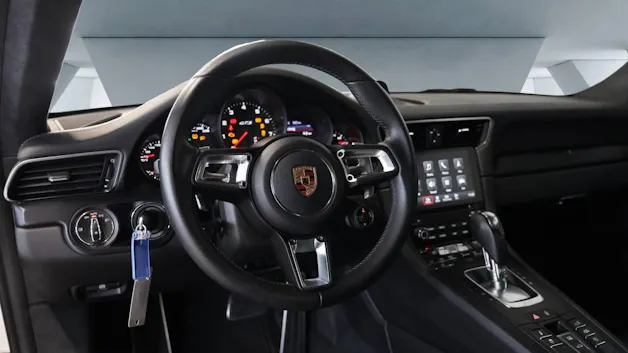 Porsche 911 Carrera 4 GTS