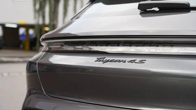 Porsche Taycan 4S Cross Turismo