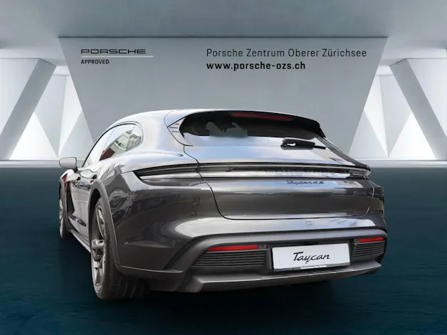 Porsche Taycan 4S Cross Turismo
