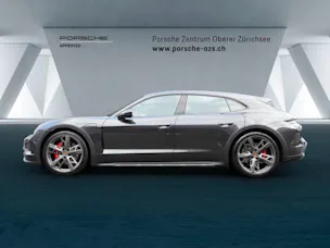 Porsche Taycan 4S Cross Turismo