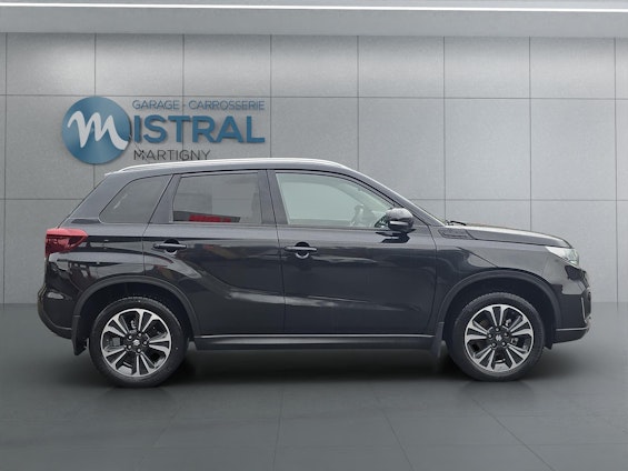 Vehicle image 5 Vehicle image 5