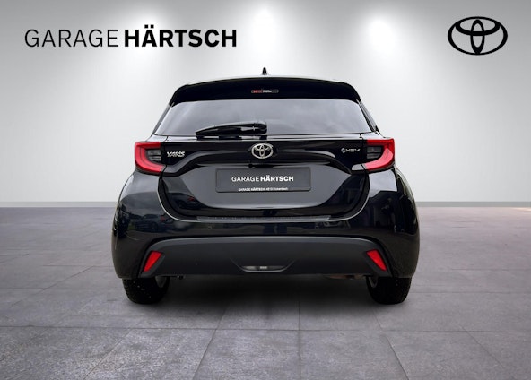 Vehicle image 4 Vehicle image 4