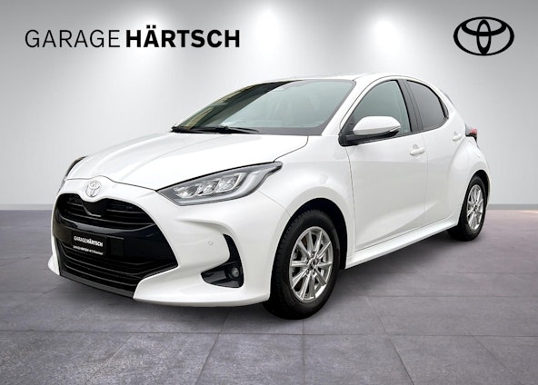 First vehicle image First vehicle image