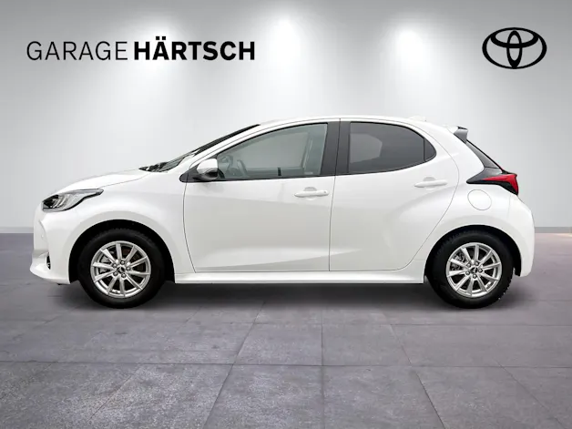 Toyota Yaris 1.5 VVT-i HSD Trend