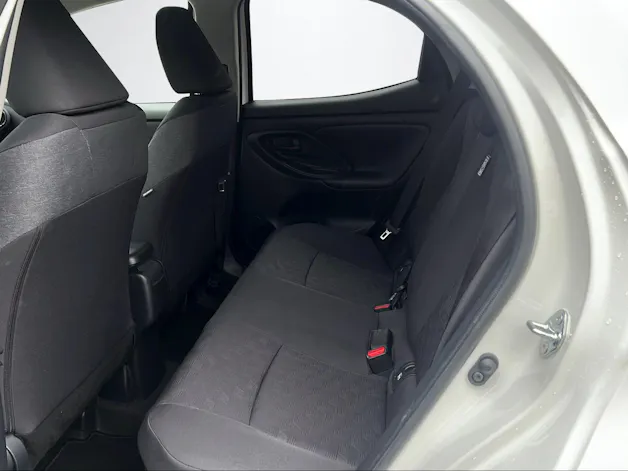 Toyota Yaris 1.5 VVT-i HSD Trend