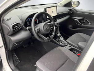 Toyota Yaris 1.5 VVT-i HSD Trend