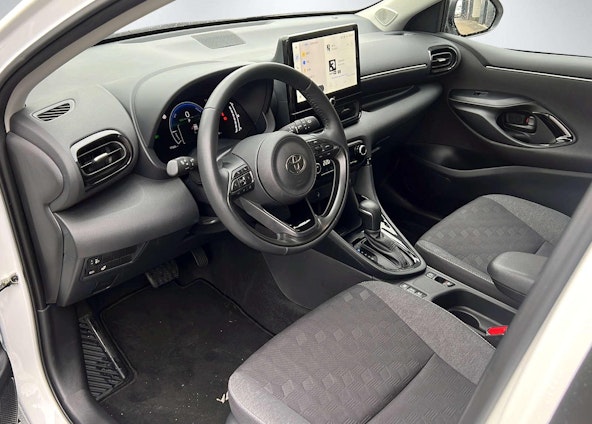 Vehicle image 13 Vehicle image 13