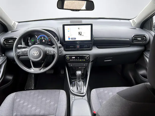 Toyota Yaris 1.5 VVT-i HSD Trend