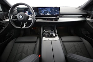 Vehicle image BMW 520d xDrive Touring