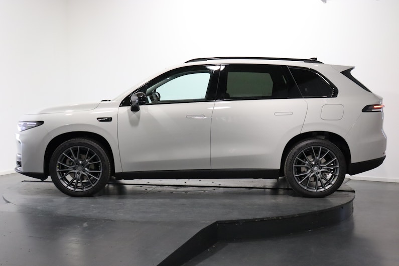 Vehicle image LEAPMOTOR C10