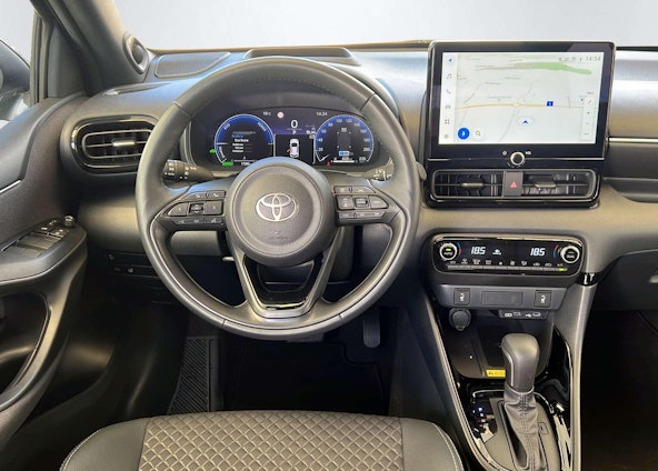 Vehicle image 12 Vehicle image 12