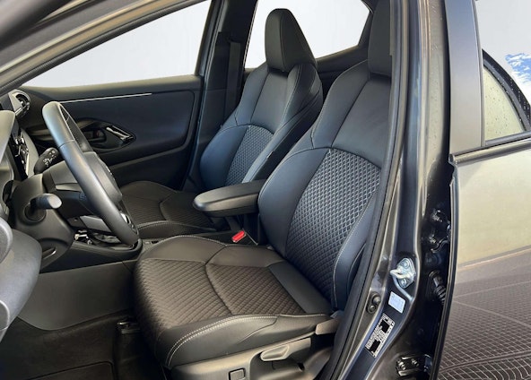 Vehicle image 14 Vehicle image 14