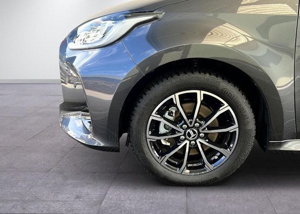 Vehicle image 2 Vehicle image 2