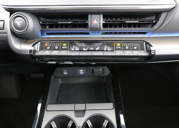 Vehicle image 7 Vehicle image 7