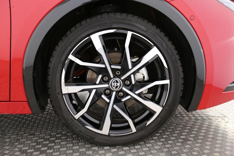 Vehicle image TOYOTA PRIUS+