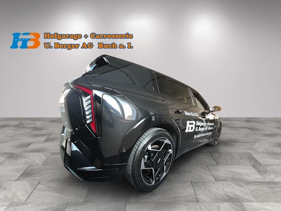 Vehicle image 5 Vehicle image 5