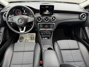 Mercedes-Benz GLA 200 d Swiss Star 4m