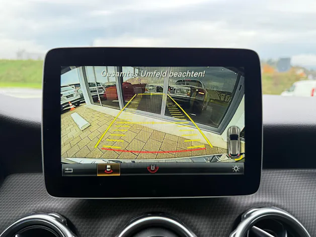 Mercedes-Benz GLA 200 d Swiss Star 4m