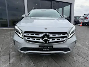 Mercedes-Benz GLA 200 d Swiss Star 4m