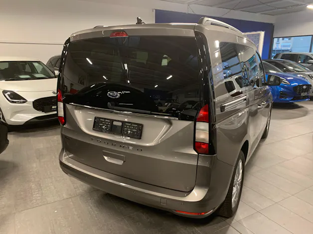 Ford Tourneo Connect 2.0 EcoBlue 122 Titanium
