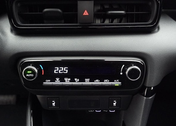 Vehicle image 9 Vehicle image 9