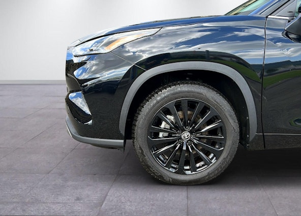 Vehicle image 2 Vehicle image 2