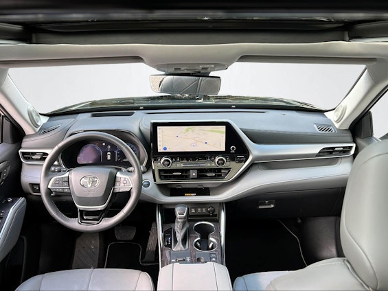 Vehicle image 11 Vehicle image 11