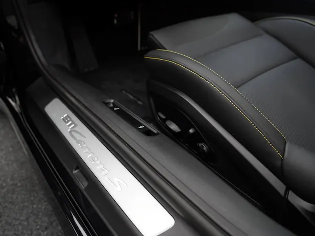 Porsche 911 Carrera S