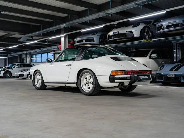 Porsche 911 Carrera T arga