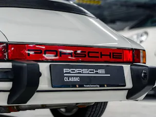 Porsche 911 Carrera T arga