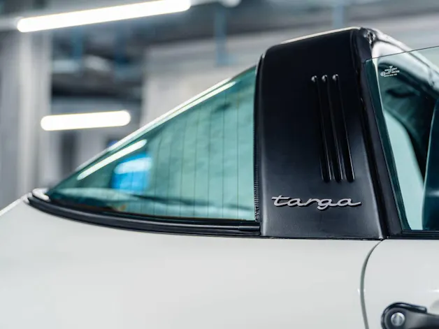 Porsche 911 Carrera T arga