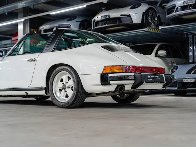 Porsche 911 Carrera T arga
