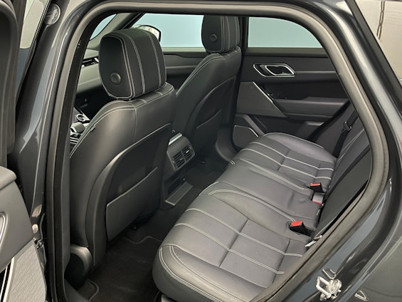 Vehicle image 9 Vehicle image 9