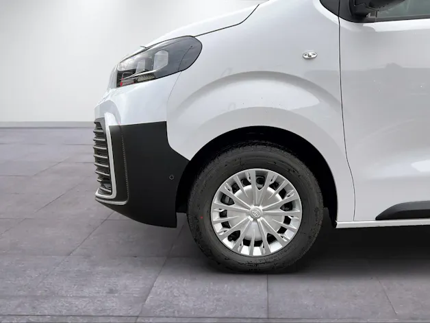 Toyota PROACE Van L1 2.0 D Advanced