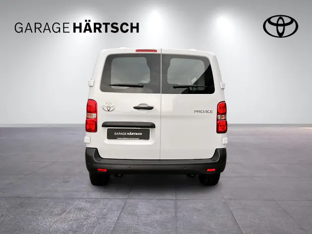 Toyota PROACE Van L1 2.0 D Advanced