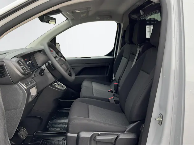 Toyota PROACE Van L1 2.0 D Advanced
