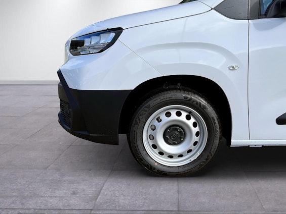 Vehicle image 2 Vehicle image 2