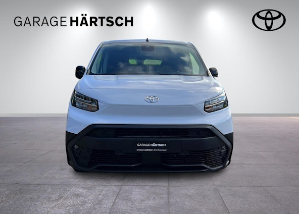 Vehicle image 9 Vehicle image 9