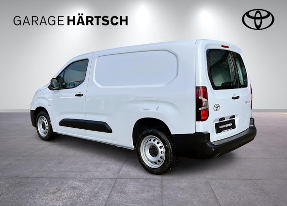 Vehicle image 3 Vehicle image 3