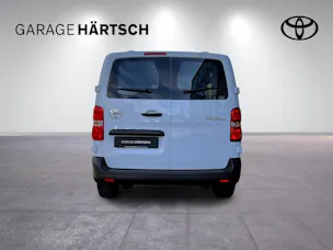 Toyota PROACE Van L1 2.0 D Advanced