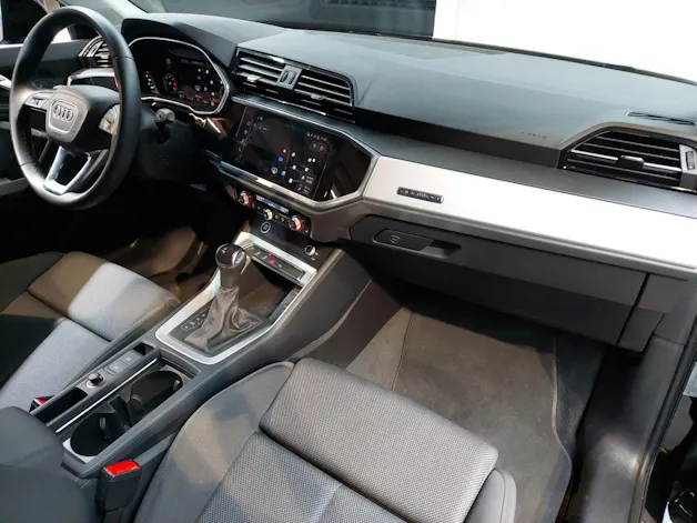 Audi Q3 35 TDI S line quattro S-tronic