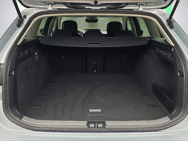 Škoda Superb Combi 2.0 TDi Selection 4x4 DSG